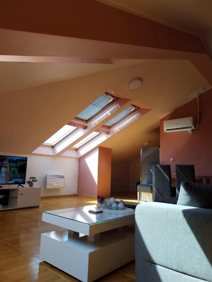 Loft Apartman Jagodina Εξωτερικό φωτογραφία